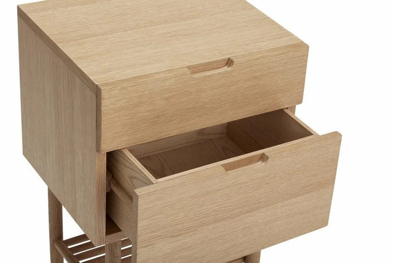 Table de chevet avec deux tiroirs et une étagère - Hübsch