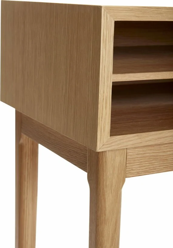 Console haute en bois de chêne avec 5 compartiments - Hübsch