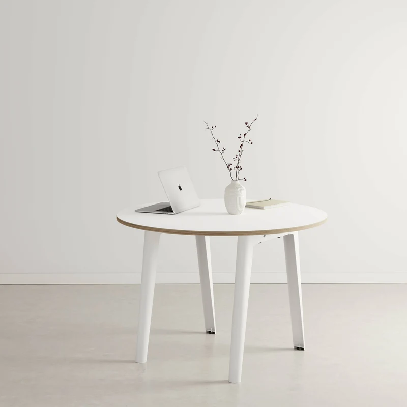 Table à manger ronde 110 cm en bois éco-certifié blanc et pieds blanc nuage NEW MODERN - Tiptoe