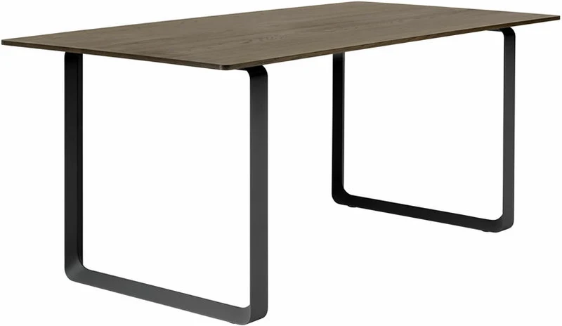 Table en chêne massif fumé et aluminium noir 170 x 85 cm 70/70 - Muuto