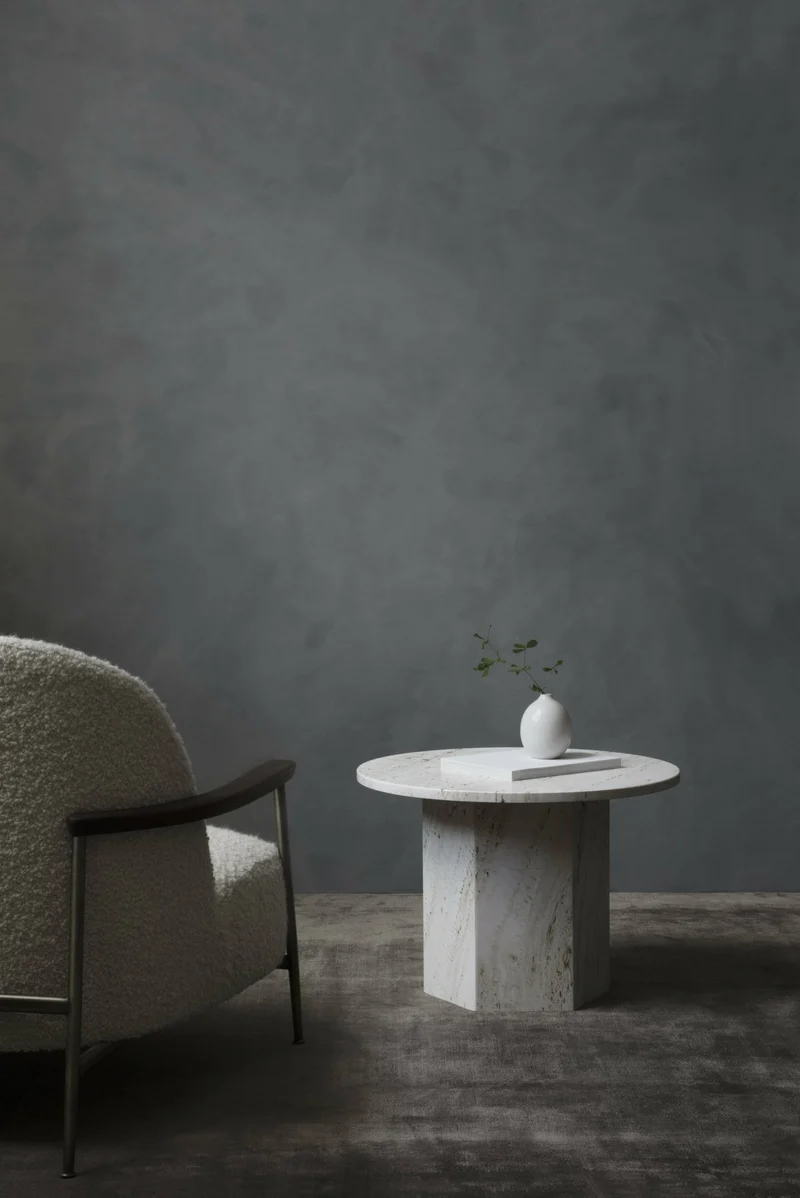 Table basse ronde en pierre blanche 60 cm Epic - Gubi