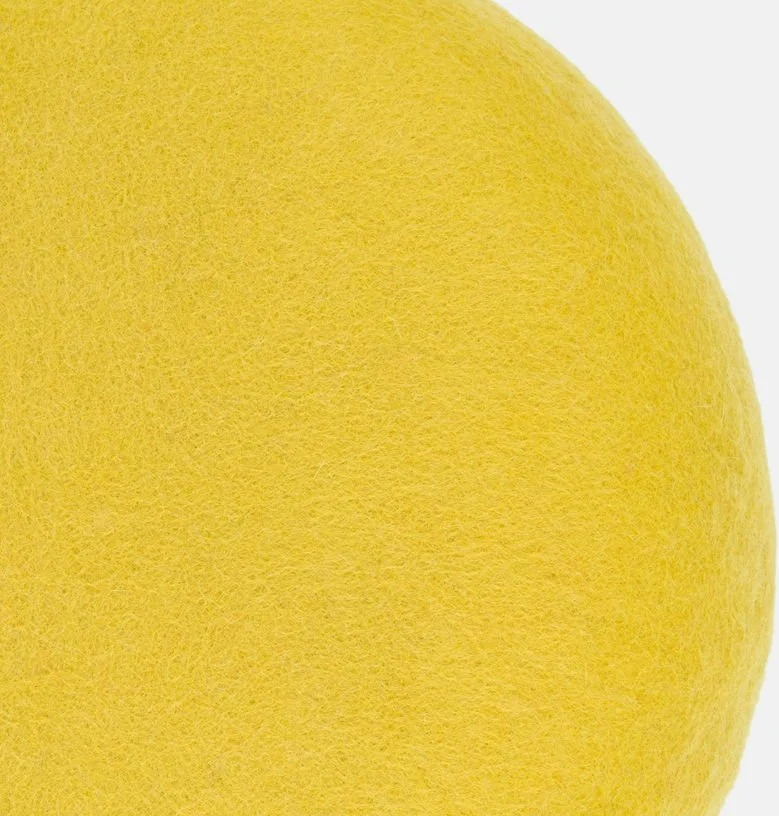 Petit pouf rond en laine vert-jaune S Kata - myfelt
