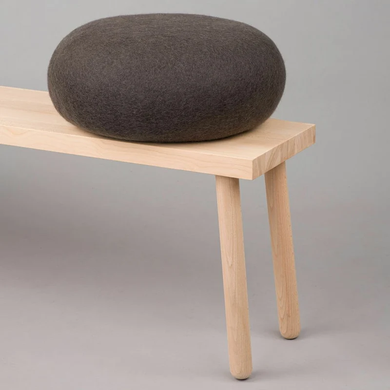 2 Poufs en laine vert-jaune et anthracite Kata et Kuno - myfelt