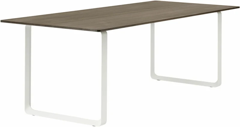 Table en chêne massif fumé et aluminium blanc 255 x 108 cm 70/70 - Muuto