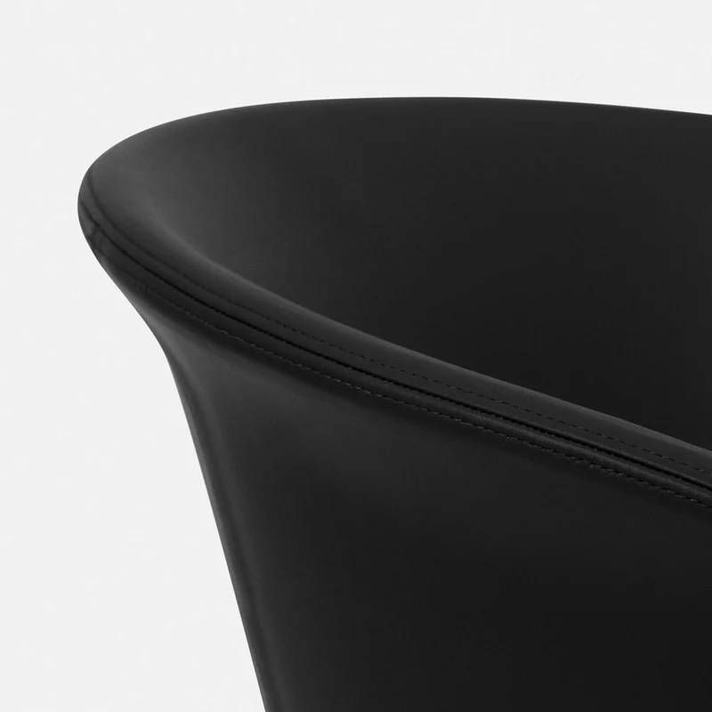 Fauteuil de bureau en cuir noir et piètement noir à roulettes Kendo - Hem