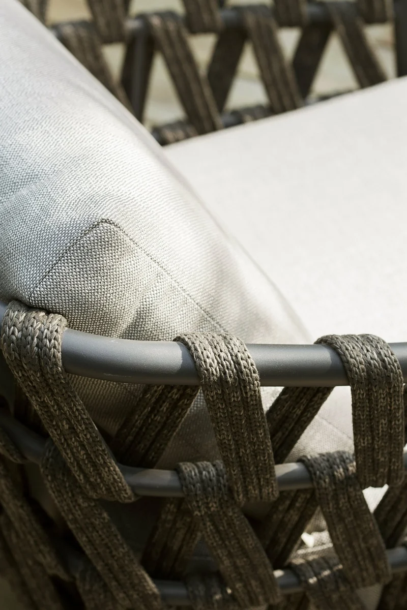 Fauteuil d'extérieur avec coussins gris lave Leo - Vincent sheppard