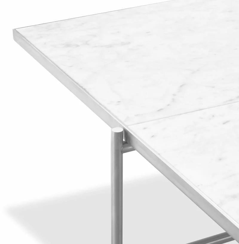 Table basse en marbre blanc et piètements en acier inoxydable Coffee 90 - Handvärk