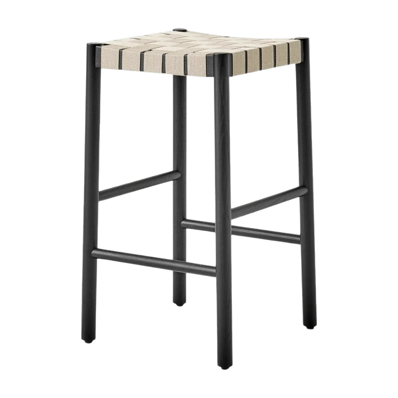 Tabouret de bar beige et piètement noir Betty TK7 - &tradition