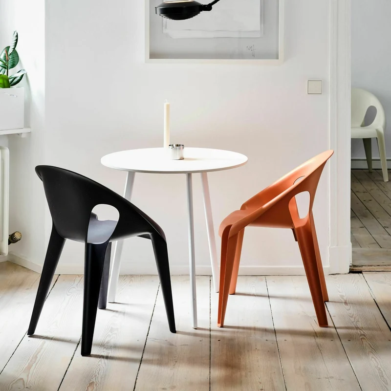 Chaise avec accoudoirs en polypropylène recyclé orange Bell - Magis
