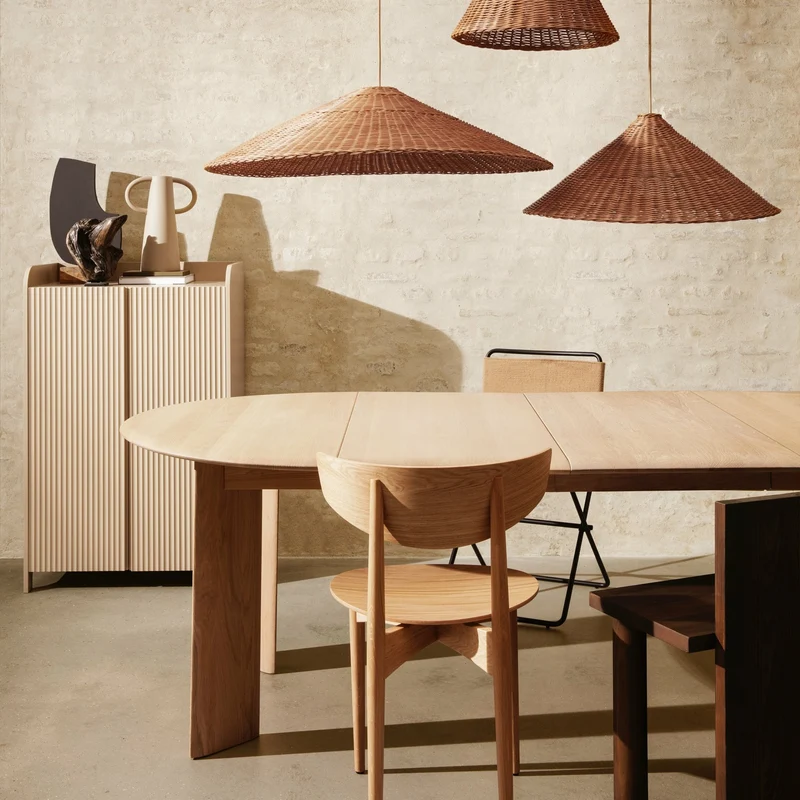 Chaise en bois massif beige Herman - Ferm Living
