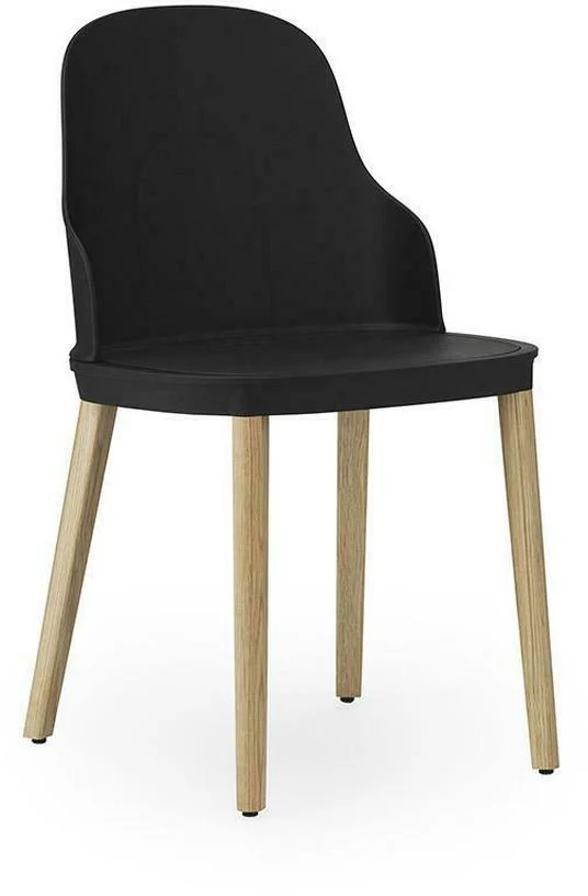 Chaise noire au piètement en chêne Allez noir - Normann Copenhagen