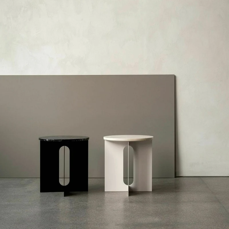 Plateau en marbre beige pour la table d'appoint Androgyne - Audo