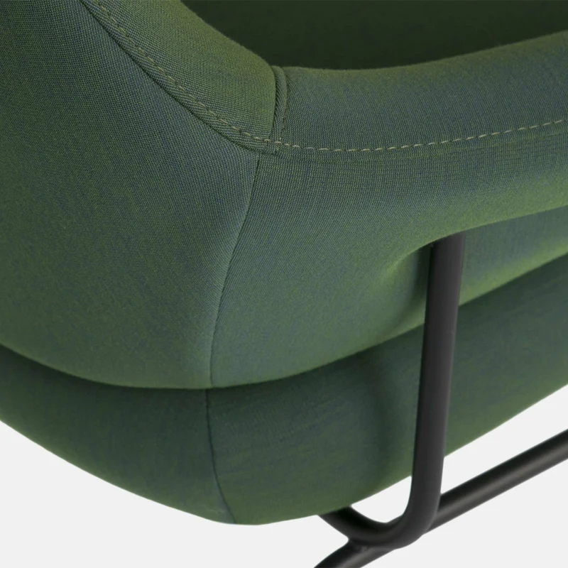 Fauteuil en tissu et repose-pieds Peacock Hai - Hem