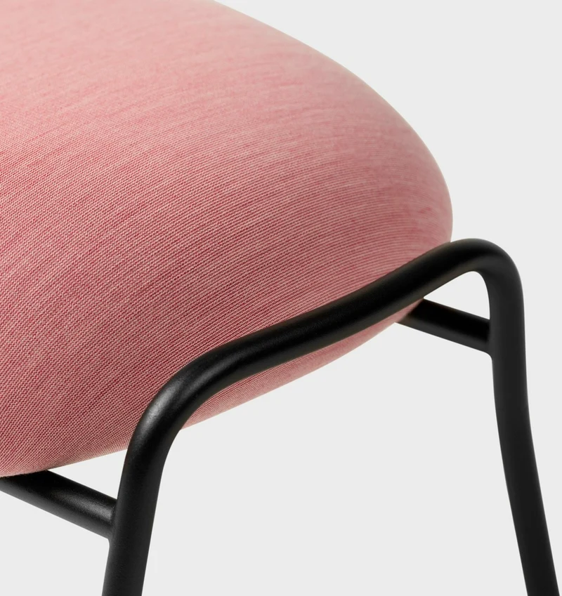 Fauteuil en tissu et repose-pieds Pink Hai - Hem
