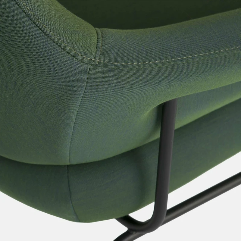 Fauteuil en tissu Peacock Hai - Hem