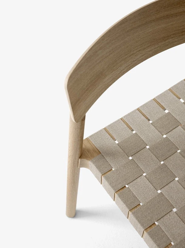 Chaise en bois naturel et sangles en lin naturel Betty TK1 - &tradition