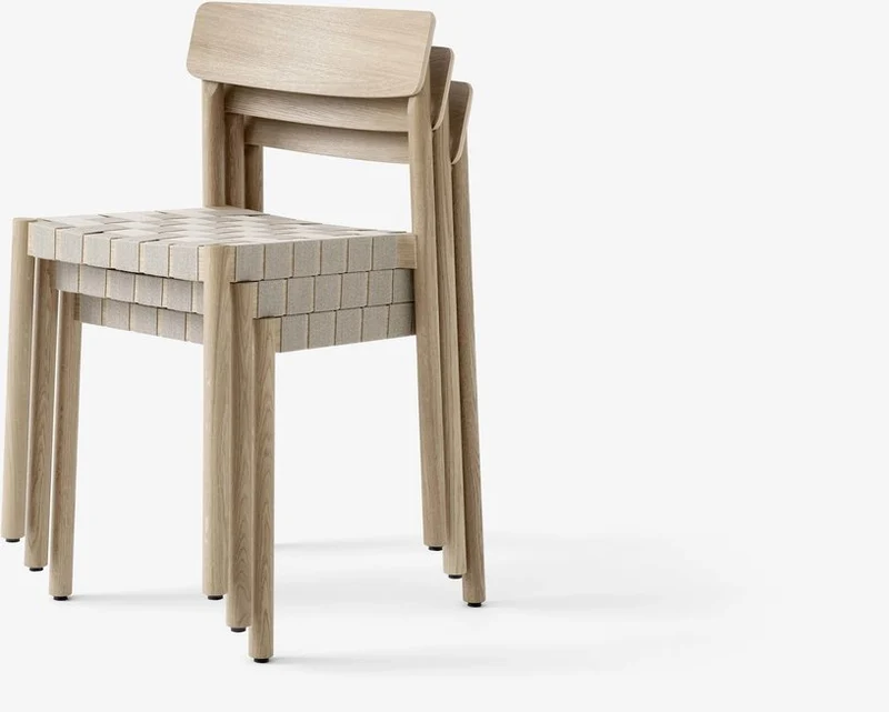 Chaise en bois naturel et sangles en lin naturel Betty TK1 - &tradition