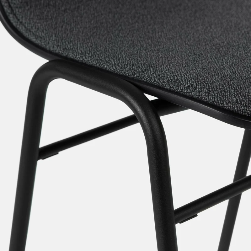 Chaise de bar 75 cm en tissu noir et cadre noir Touchwood - Hem