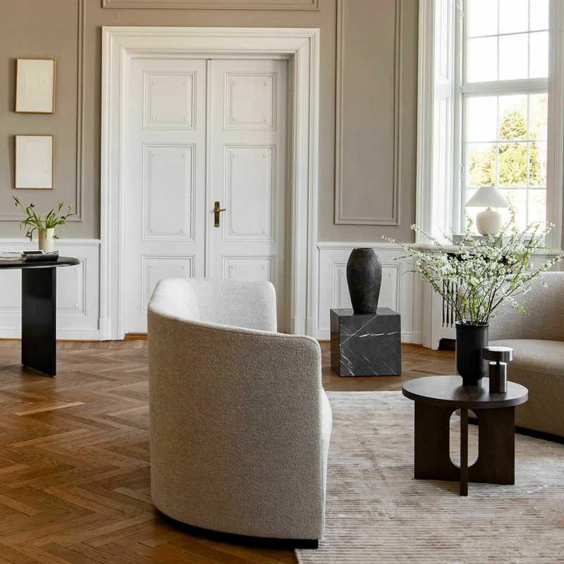Table d'appoint cube en marbre noir Plinth Cubic - Audo