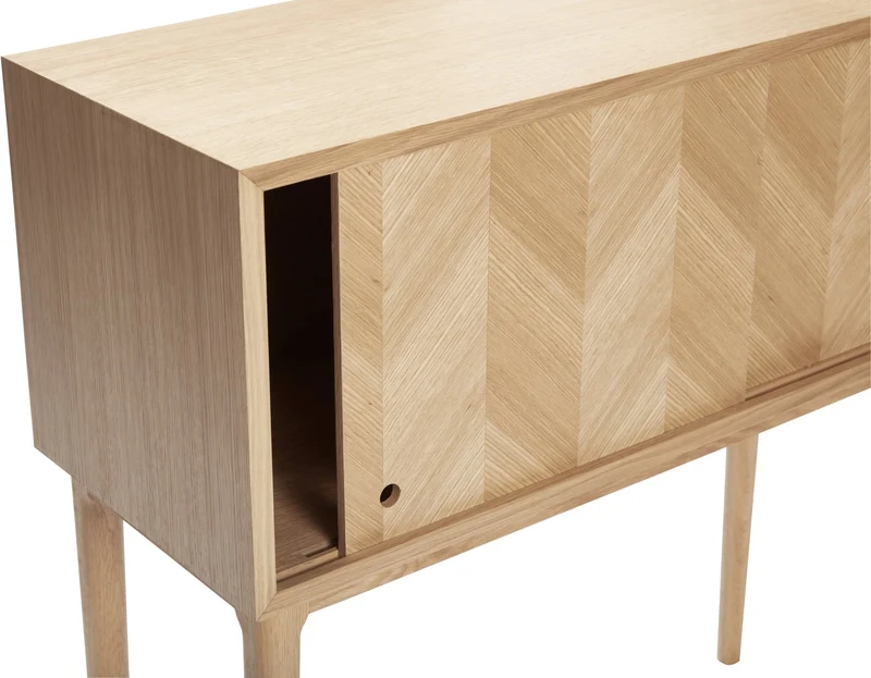 Console motif chevron en bois de chêne clair - Hübsch