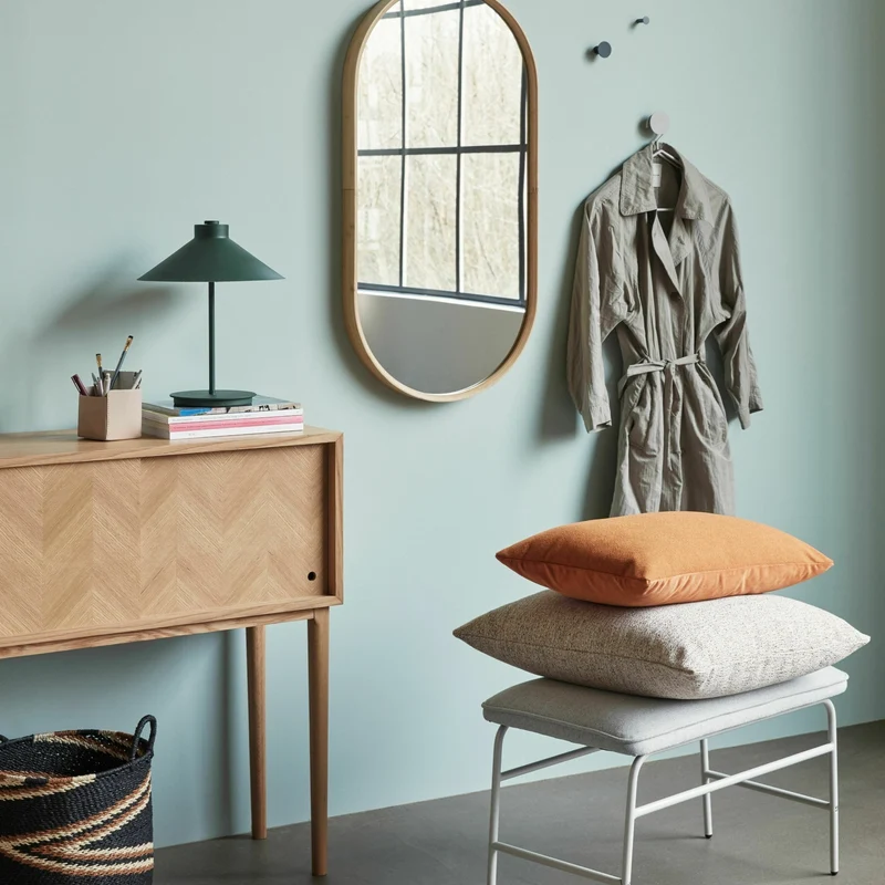Console motif chevron en bois de chêne clair - Hübsch