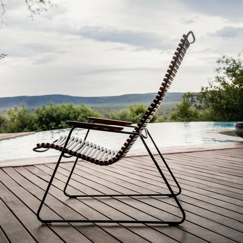 Chaise lounge en métal et plastique sable CLICK - Houe