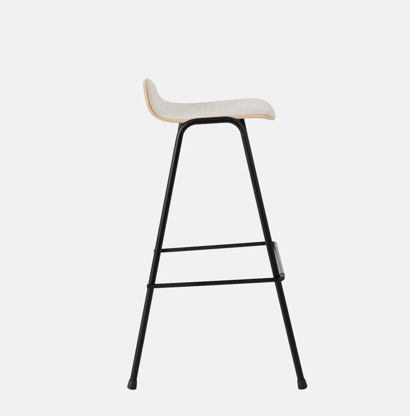 Tabouret de bar 75 cm en tissu gris et cadre noir Touchwood - Hem