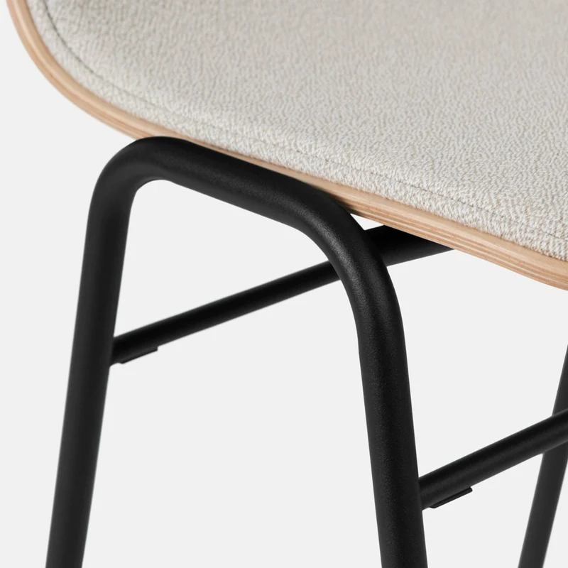 Tabouret de bar 75 cm en tissu gris et cadre noir Touchwood - Hem