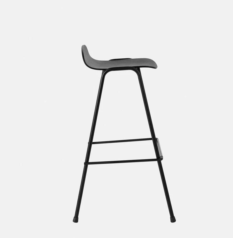 Tabouret de bar 75 cm en bois noir et cadre noir Touchwood - Hem
