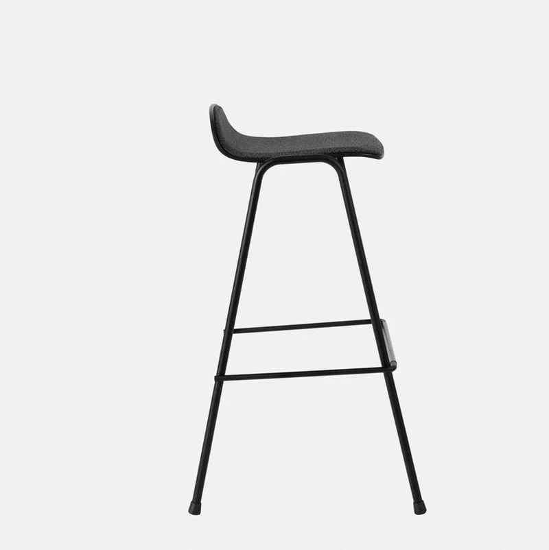 Tabouret de bar 75 cm en tissu noir et cadre noir Touchwood - Hem