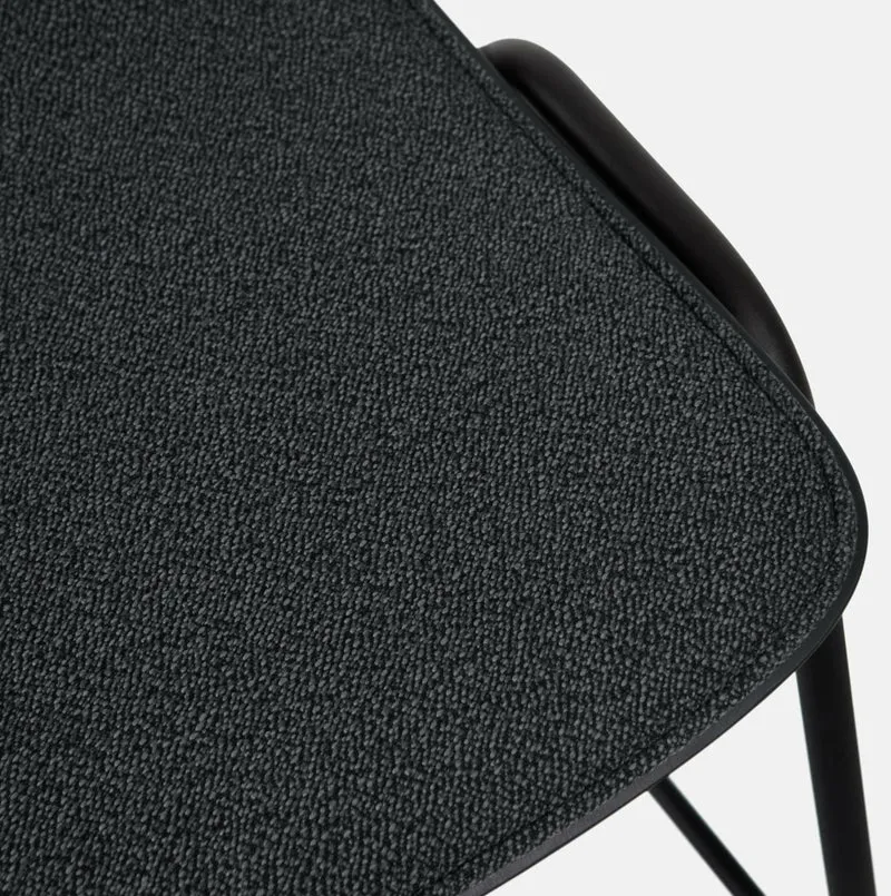 Tabouret de bar 75 cm en tissu noir et cadre noir Touchwood - Hem