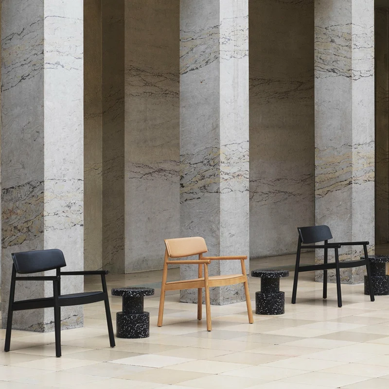 Fauteuil lounge en frêne laqué et peint Timb Tan - Normann Copenhagen