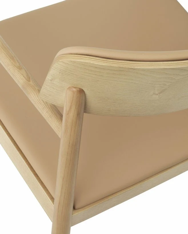 Fauteuil lounge en frêne brun et cuir camel Timb Tan/ Ultra Leather Camel - Normann Copenhagen