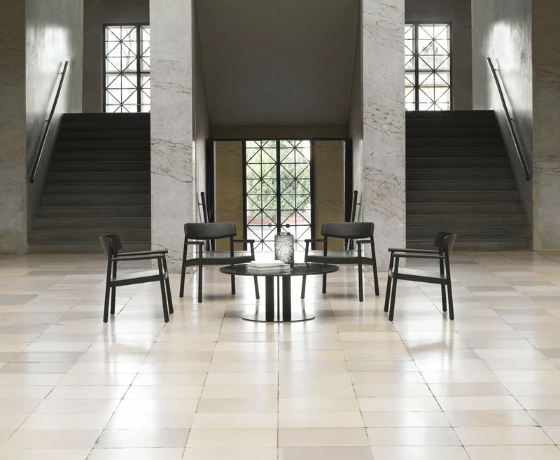 Fauteuil lounge en frêne noir et cuir noir Timb noir/ Ultra Leather noir - Normann Copenhagen