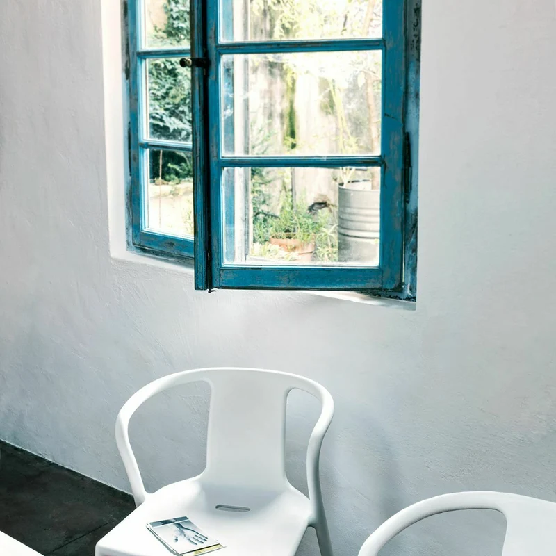Chaise avec accoudoirs en polypropylène grise Air - Magis