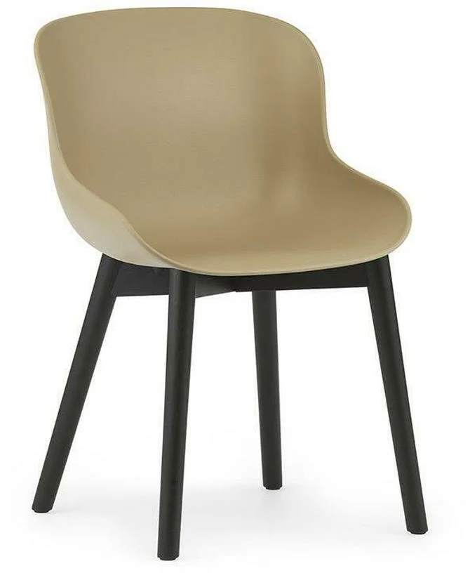 Chaise en chêne vernis noir et pp sable Hyg - Normann Copenhagen