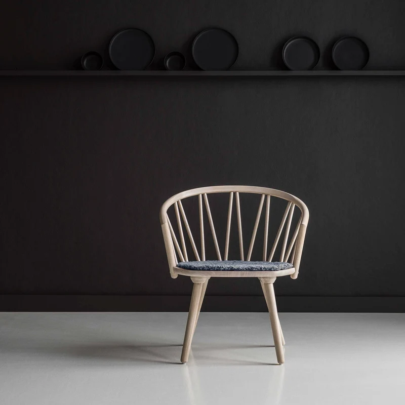 Fauteuil lounge en frêne noir ZigZag - Hans K