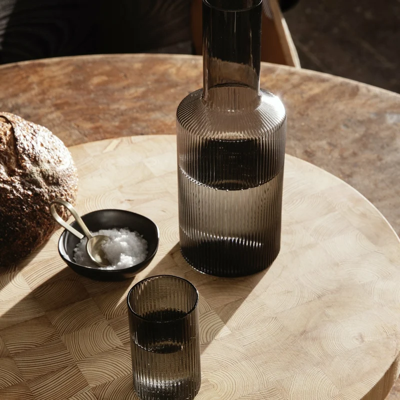 Bol en porcelaine noir S Flow - Ferm Living