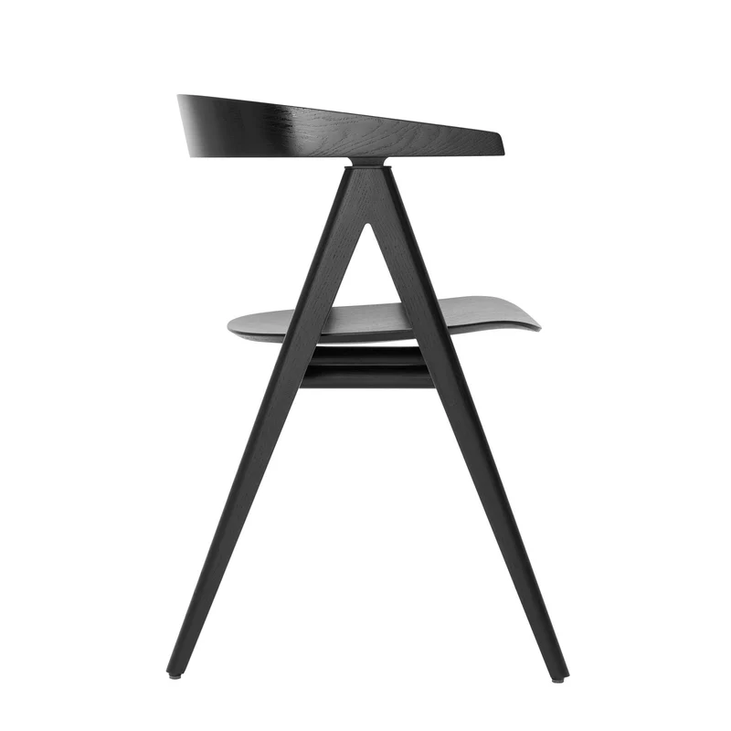 Chaise en chêne laqué noir et siège en chêne plaqué Ava - Gazzda