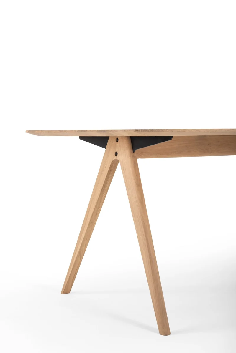 Table en chêne huilé 90 x 140 cm Ava - Gazzda