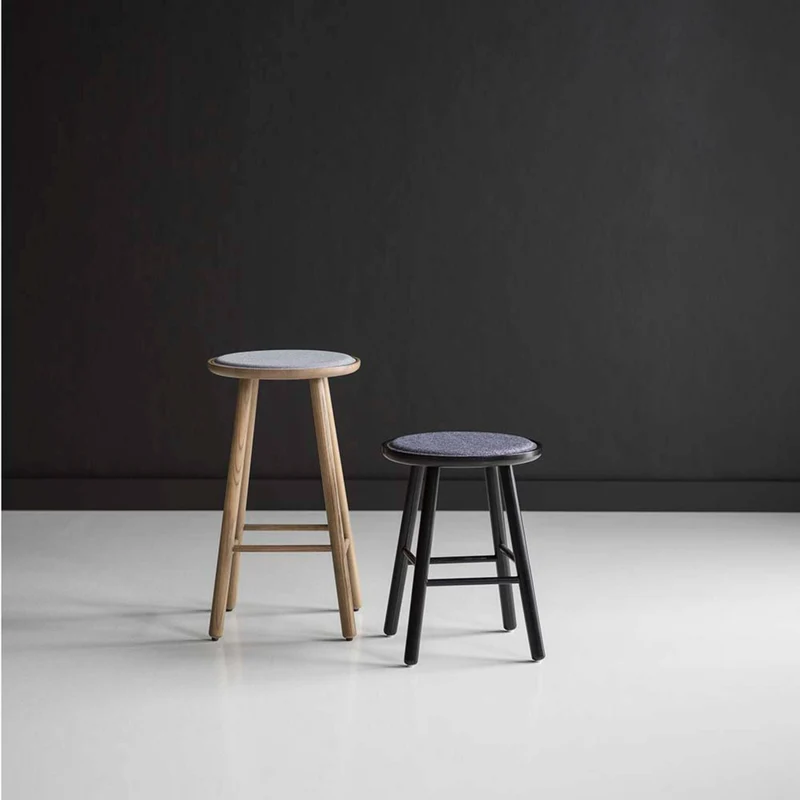 Tabouret en frêne noir 47 cm ZigZag - Hans K