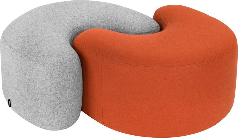 Pouf en laine terracotta Ü - noo.ma