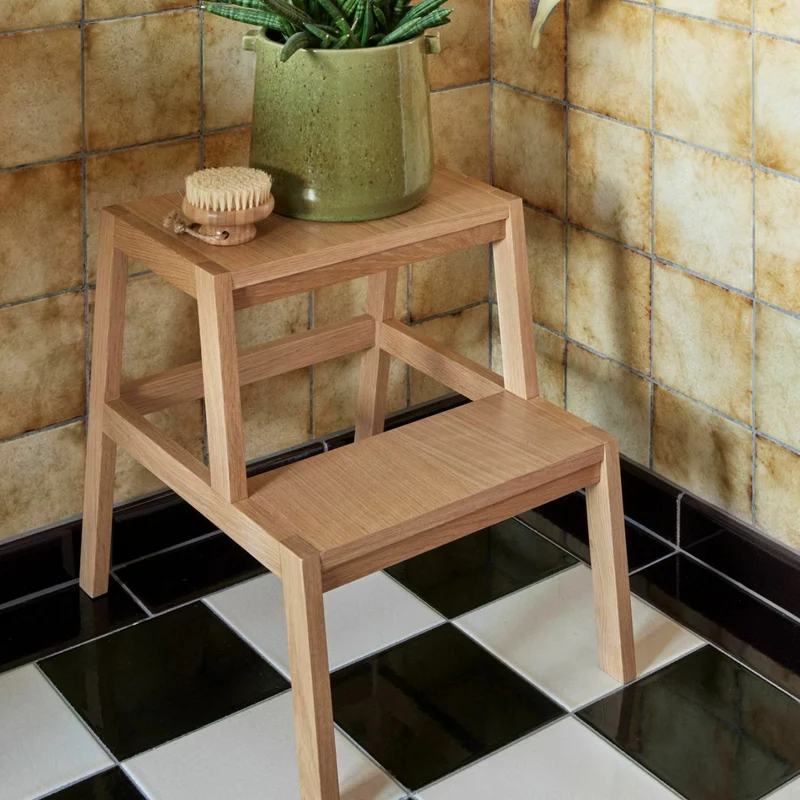 Tabouret en placage de chêne - Hübsch