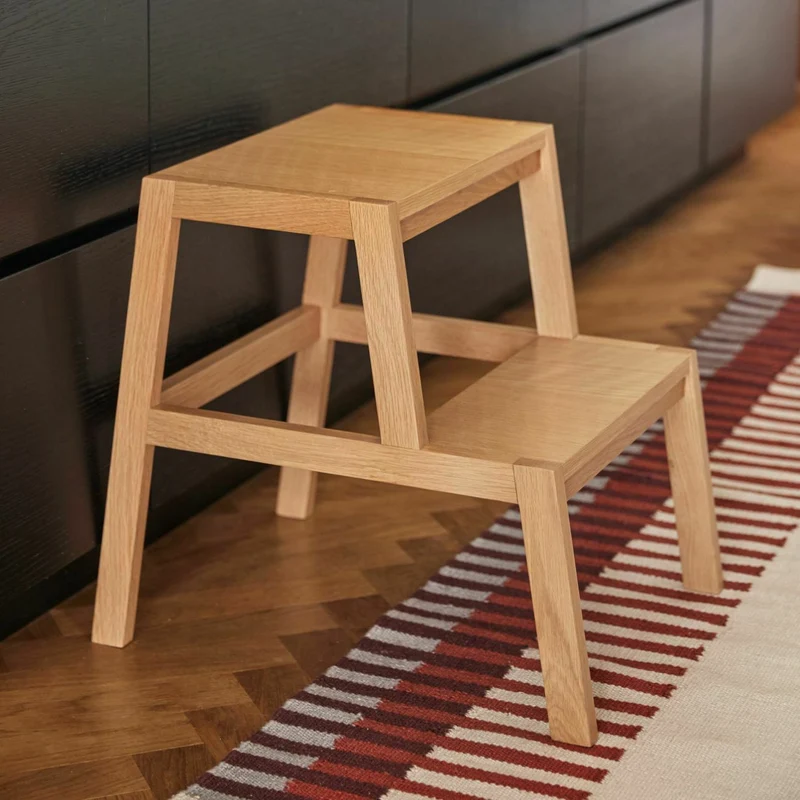 Tabouret en placage de chêne - Hübsch