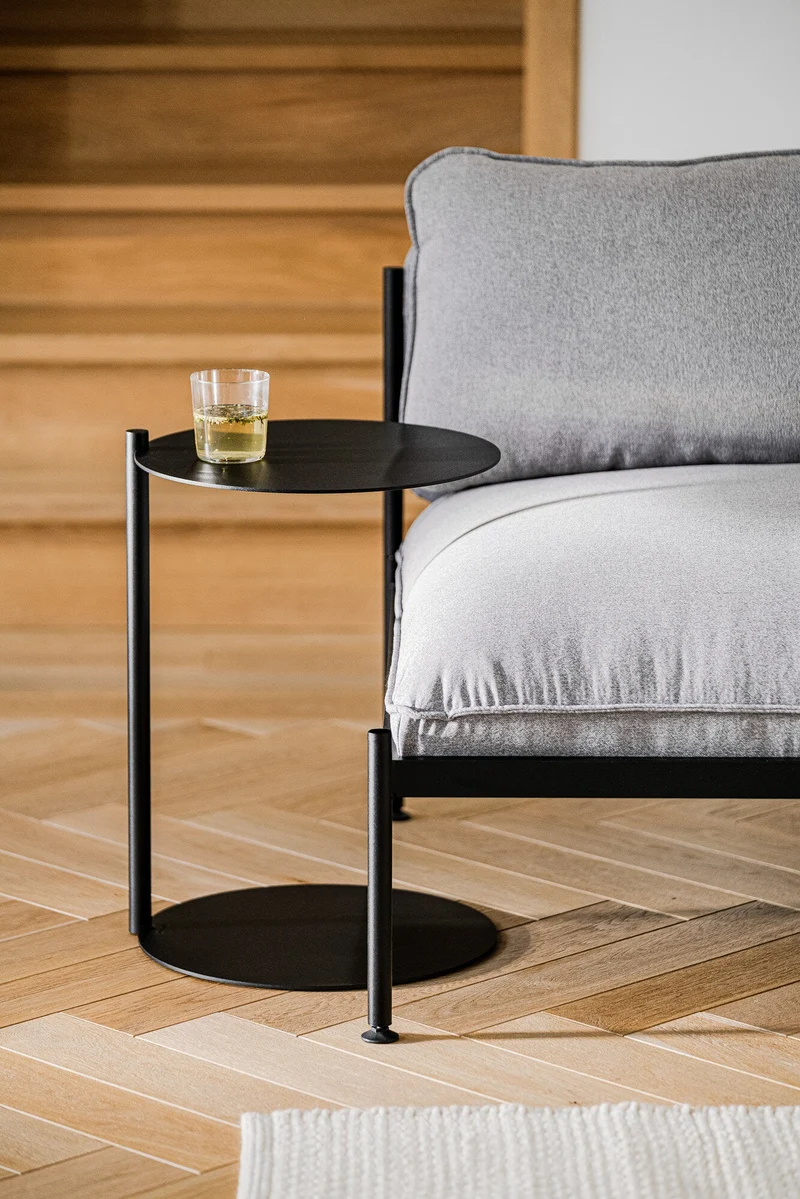 Table d'appoint en acier noir volcanique Ande - noo.ma