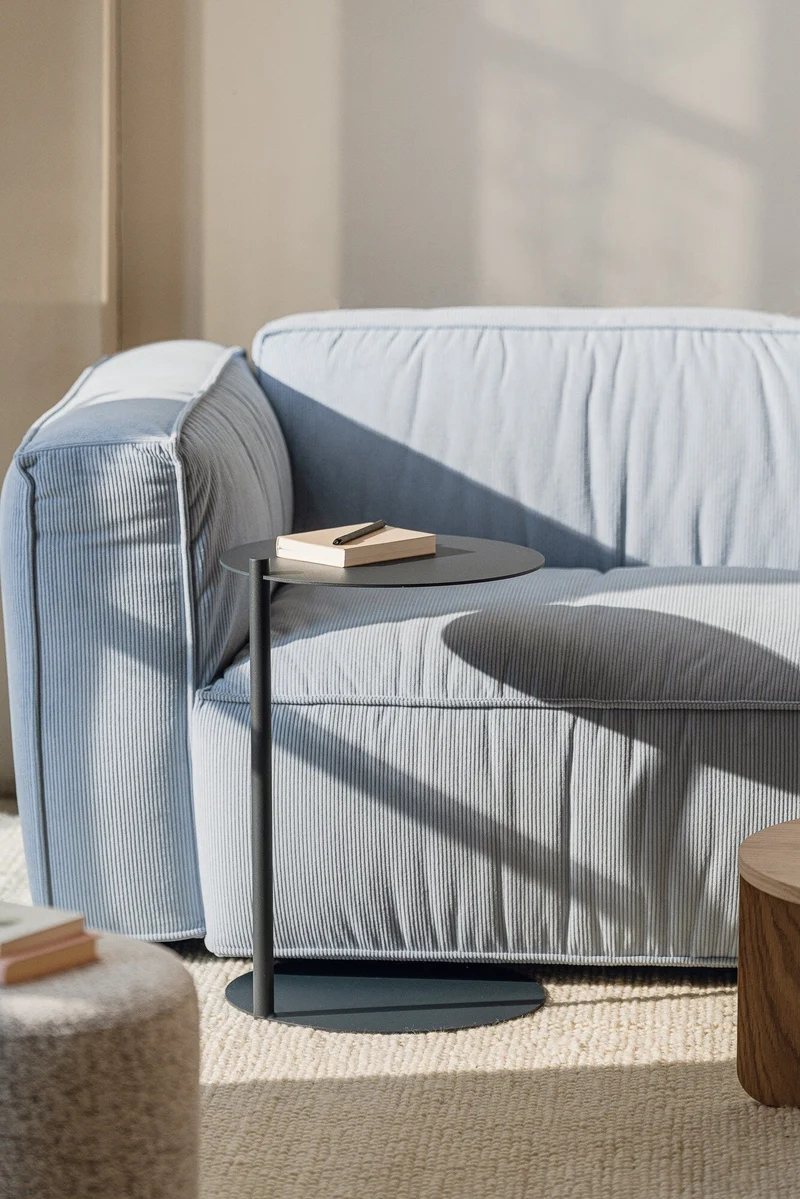 Table d'appoint en acier bleu atlantic Ande - noo.ma