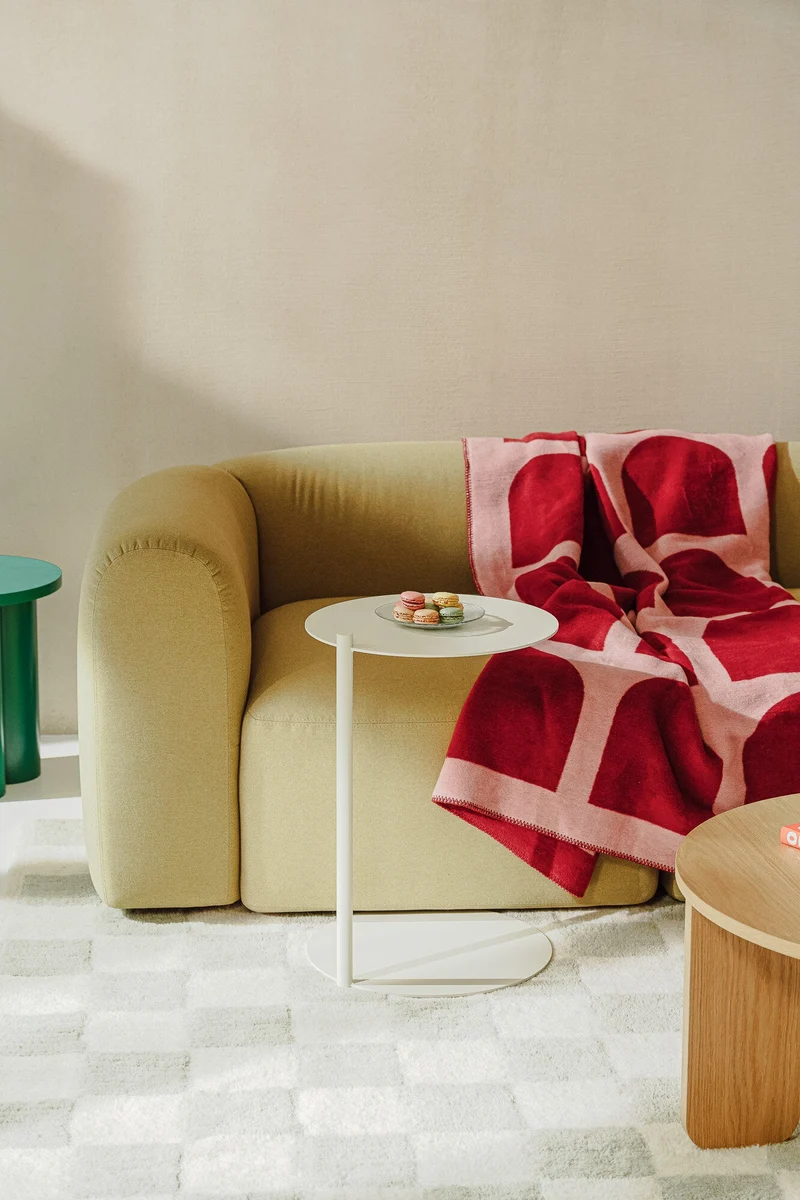 Table d'appoint en acier beige Ande - noo.ma