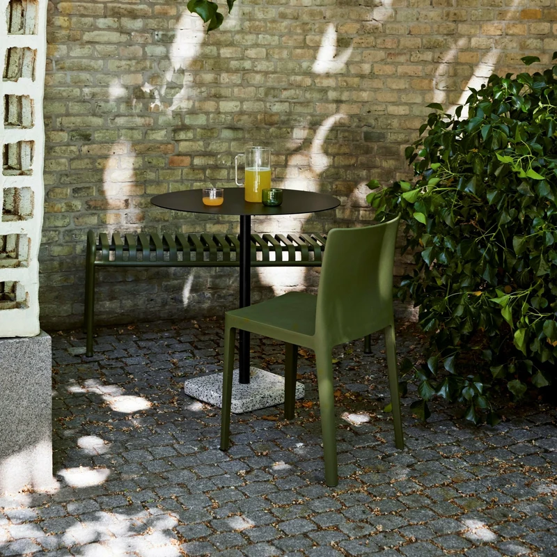 Chaise vert olive recyclée Elémentaire - Hay