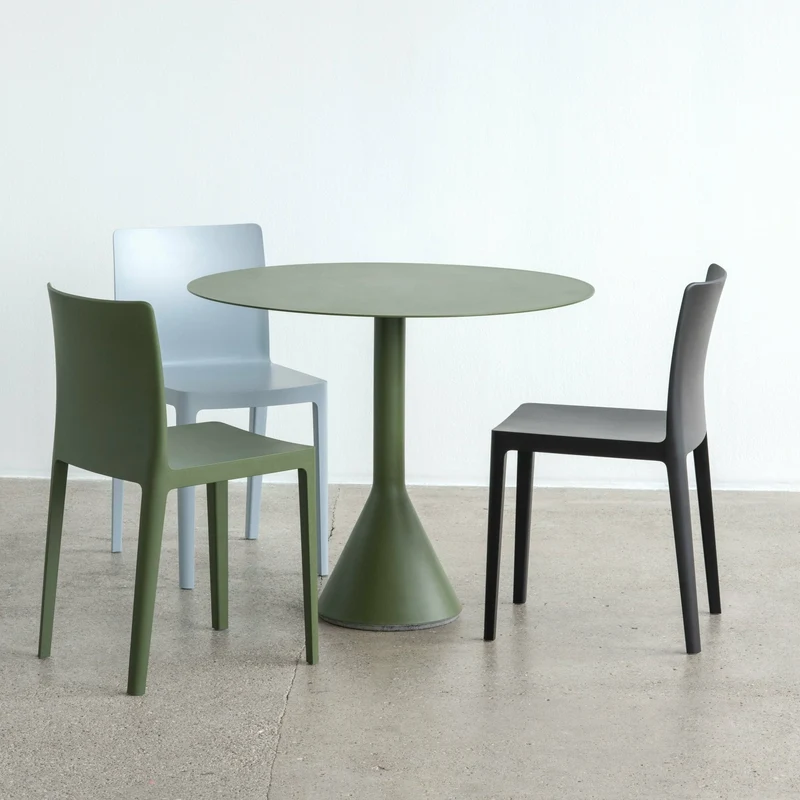 Chaise vert olive recyclée Elémentaire - Hay