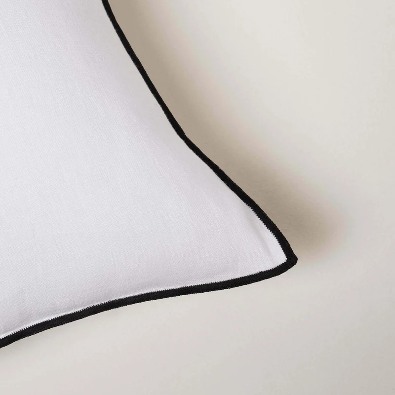 Housse De Coussin Carlina Blanc Et Bourdon Noir - Madura